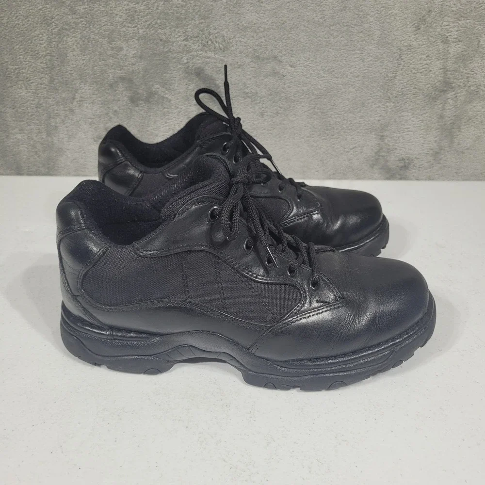 Danner Boots Mens 9 Striker 30 Black Tactical Duty Shoes Leather 42902